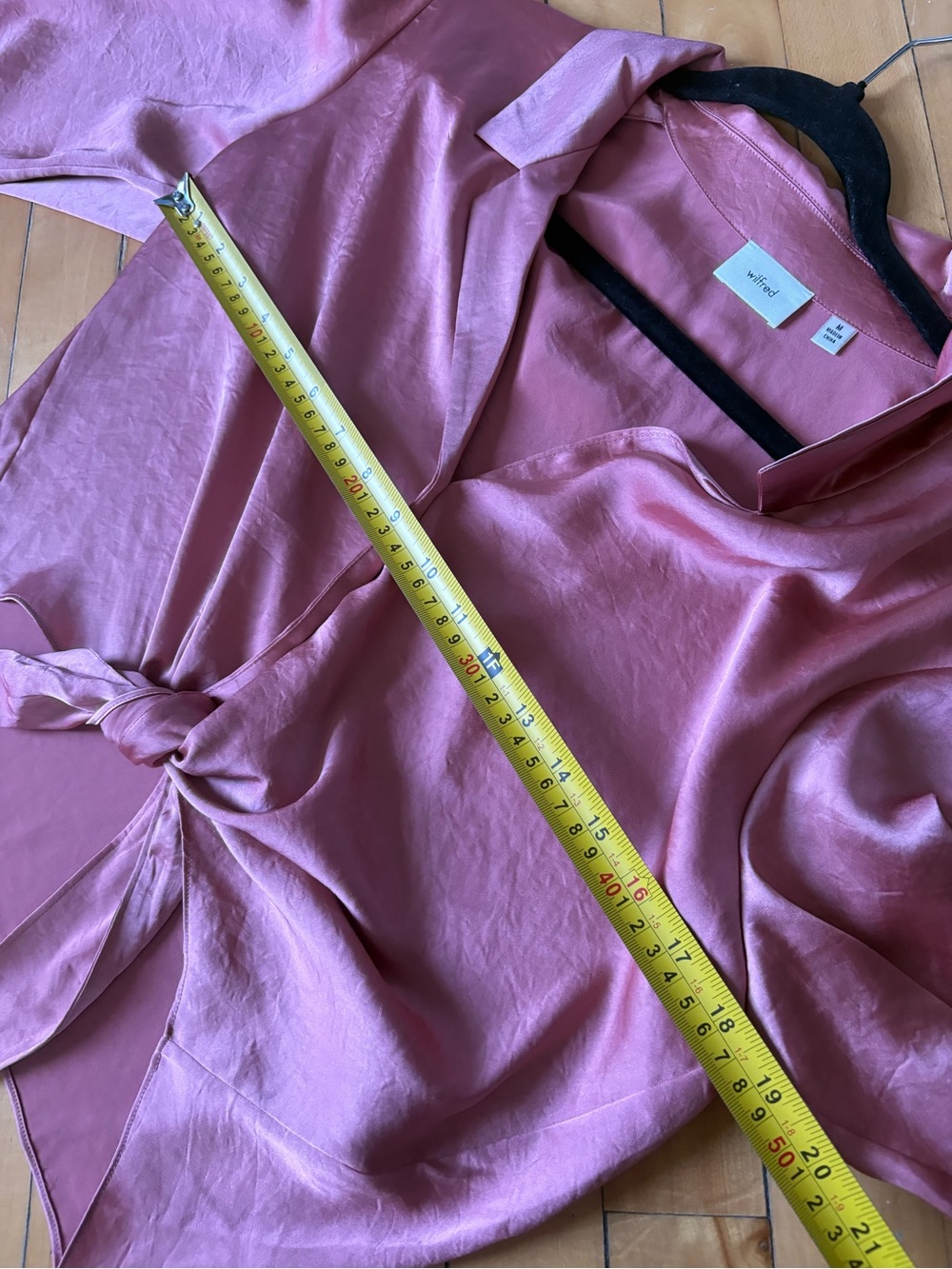Aritzia Wilfred Sz M Satin Pink Tie Front Button Front Blouse - Picture 9 of 10